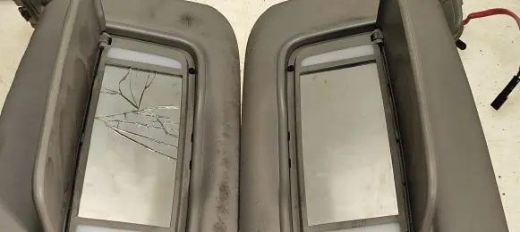 Volvo C30 Sun visor