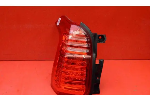 Peugeot 5008 Rear/tail lights 