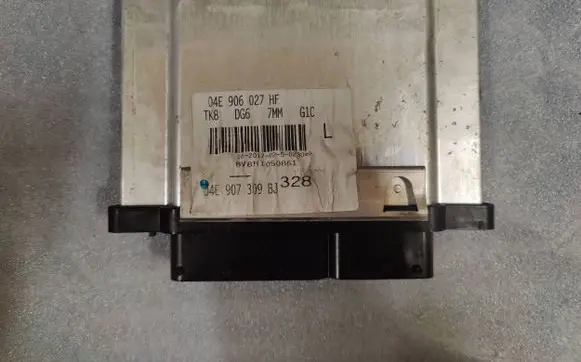 Audi A3 S3 8V Engine control unit/module 04E907309BJ 04E906027HF