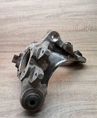 BMW X5 E70 Rear wheel hub spindle/knuckle 6770983