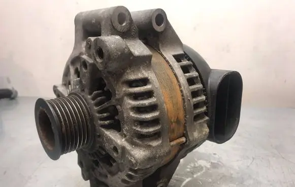 BMW 5 F10 F11 Generator/alternator 760662803