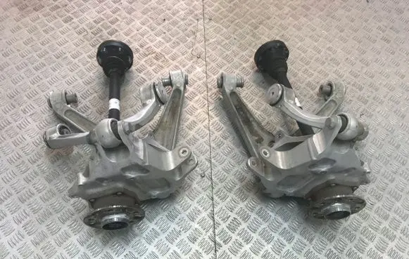 Mercedes-Benz AMG GT R190 C190 Stub axle 