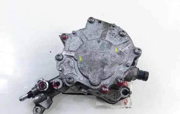 Volkswagen Golf Plus Vacuum pump 038145209M