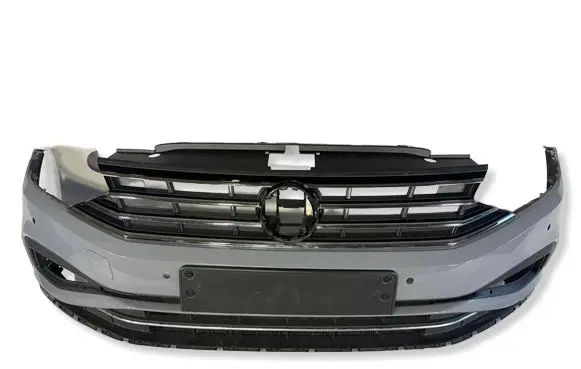 Volkswagen PASSAT B8 Front bumper 3G0807221F