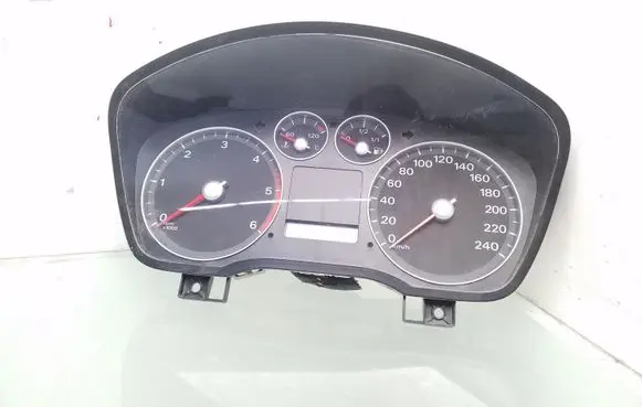 Ford Focus Speedometer (instrument cluster) 4M5T10849GM 3M5F10841B