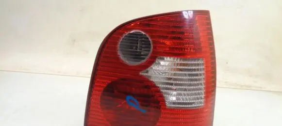 Volkswagen Polo IV 9N3 Rear/tail lights 86469