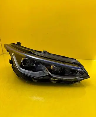 Volkswagen Golf VIII Headlight/headlamp 5H1941060B