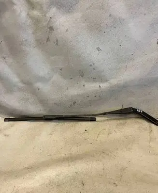 BMW 1 E81 E87 Front wiper blade arm 972-01-235
