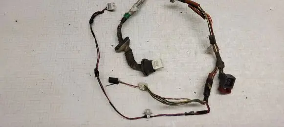 Toyota Corolla E120 E130 Rear door wiring loom 8215302210 12113 699514