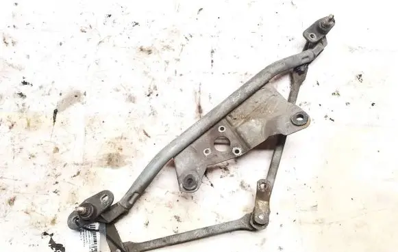 Peugeot 106 Front wiper linkage and motor