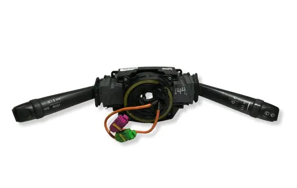Volvo V70 Wiper turn signal indicator stalk/switch 30739601 6DP0059B