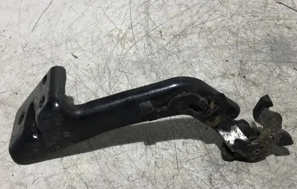 Peugeot Boxer Sliding door lower roller guide/hinge 9033V9