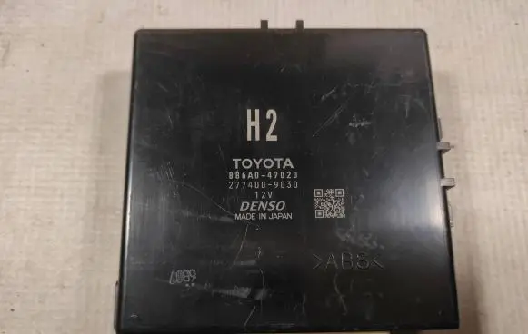 Toyota Prius Prime Auxiliary heating control unit/module 886A047020