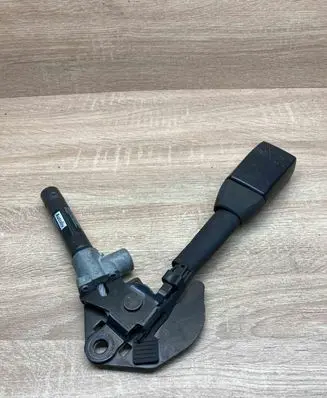 BMW 5 E39 Front seatbelt buckle 8257796 02912E