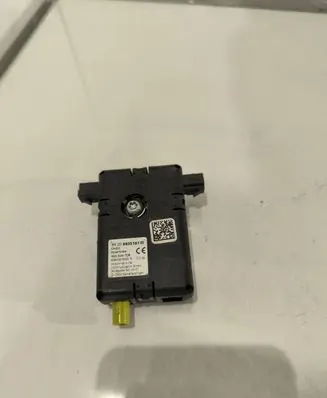 BMW M8 F91 F92 G14 G15 Aerial antenna amplifier 6835191 920534709 18899510H