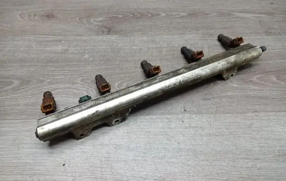 Fuel injectors set