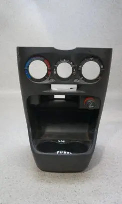 Fiat Punto (188) Central console control unit 
