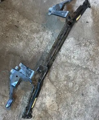BMW X5 E53 Top upper radiator support slam panel 51718402319