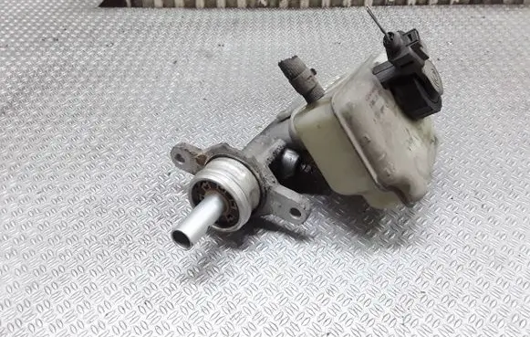 Audi A3 S3 8P Master brake cylinder 1K1611301C