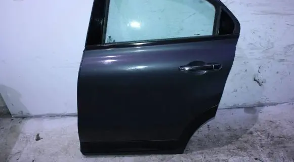 Fiat 500X Rear door