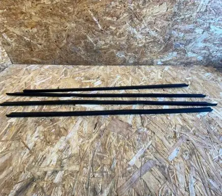 BMW 5 E39 Trim molding 8159821