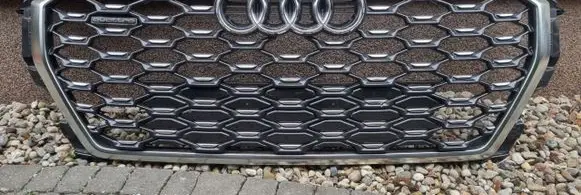 Audi Q3 F3 Front bumper upper radiator grill 83F853651B