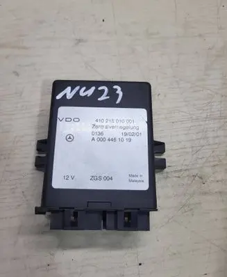 Mercedes-Benz Sprinter W906 Door central lock control unit/module A0004461019 410215010001 0136