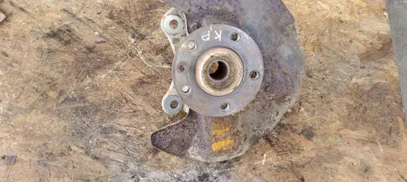 Volkswagen Transporter - Caravelle T5 Front wheel hub spindle knuckle