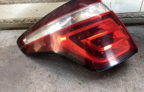 Rear/tail lights
