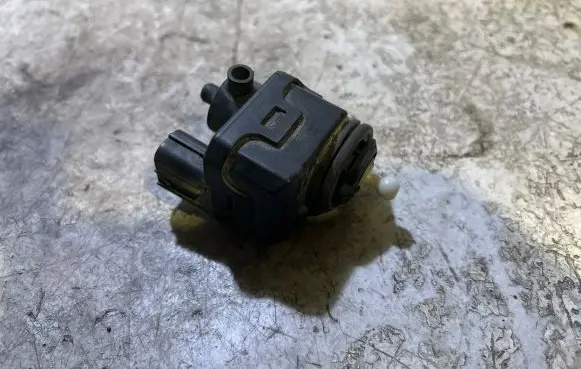 Mazda 2 Headlight level adjustment motor 007878
