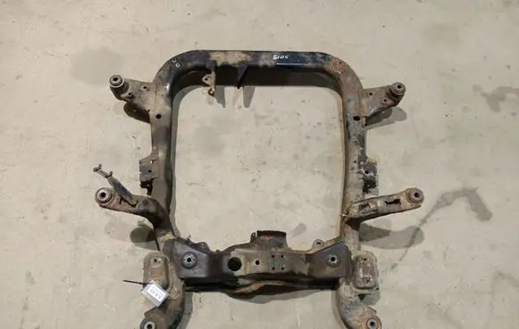 Opel Astra H Front subframe 