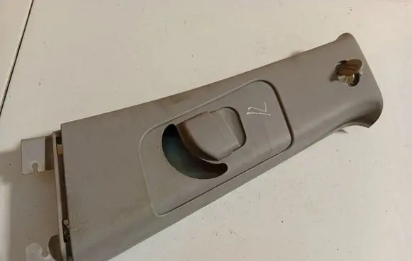 Hyundai i30 (B) pillar trim (top) 858302L100 85830-2L100