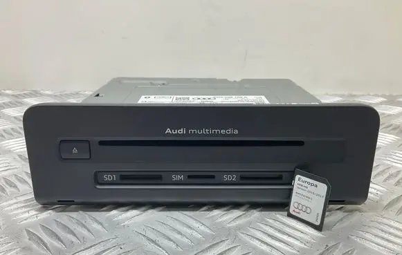 Radio/CD/DVD/GPS head unit