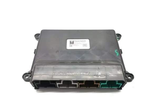 Tesla Model S Air conditioning/heating control unit 1034215-00-A