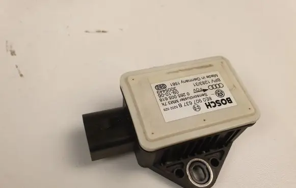 Audi A6 S6 C6 4F ESP acceleration yaw rate sensor 8E0907637B