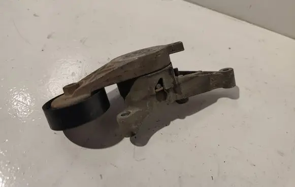 Volkswagen PASSAT B6 Generator/alternator belt tensioner 