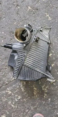 Mercedes-Benz Citan W415 Air filter box brak