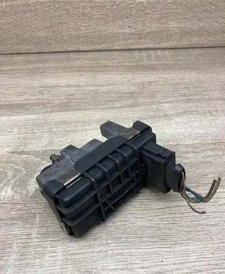 Audi A6 S6 C6 4F Turbine electric control actuator 6NW009483