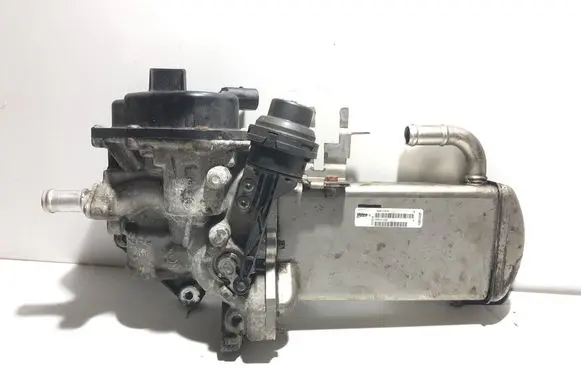 Audi A5 Sportback 8TA EGR valve cooler MM114C4 V29041282