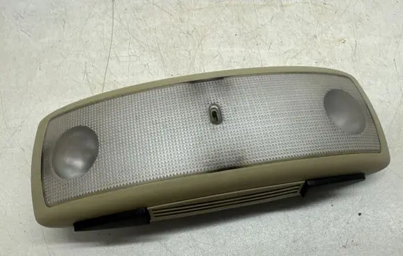 Volvo S80 Rear seat light 31252304A 6G9N15K607AF