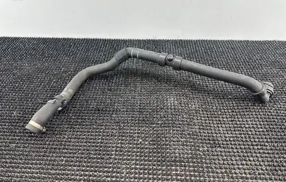 Volvo XC60 Engine coolant pipe/hose 