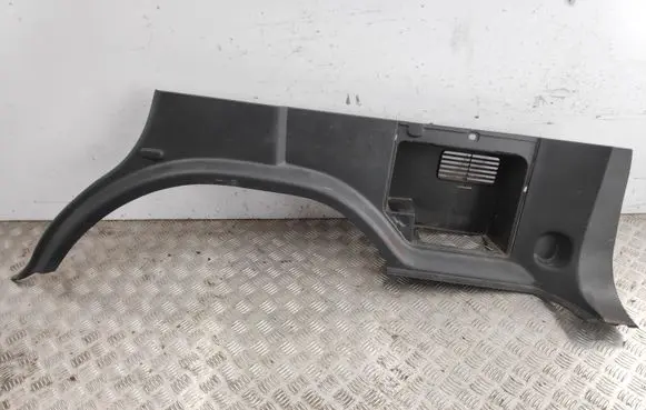 Trunk/boot lower side trim panel