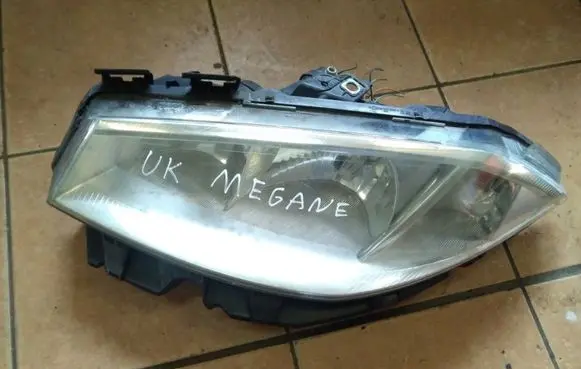 Renault Megane II Headlight/headlamp 89307010 8200073222J