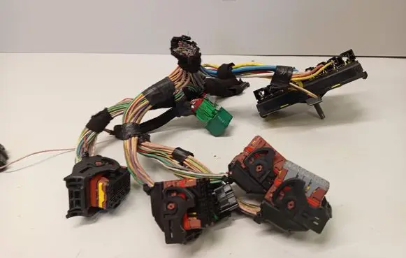 Peugeot 308 Fuse 9636079380 650430003 6504300
