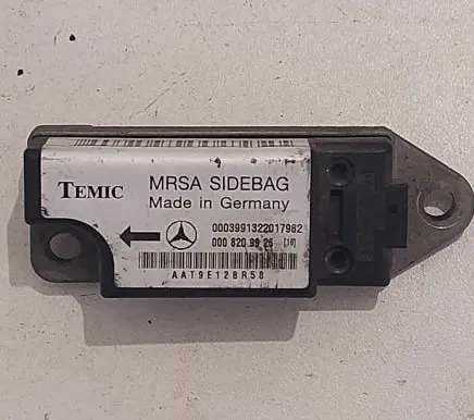 Mercedes-Benz E W210 Airbag deployment crash/impact sensor 0008209926 AATJE12BR58 0003991322017982