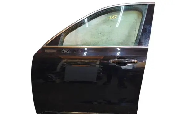 Volvo XC90 Front door