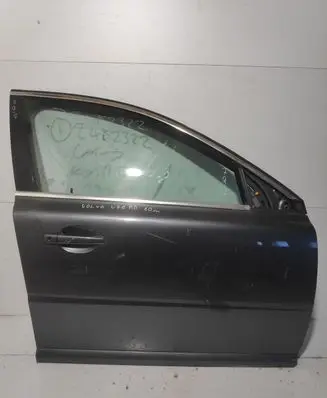 Volvo V70 Front door