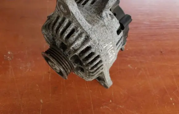 Nissan Micra Generator/alternator 23100AX600