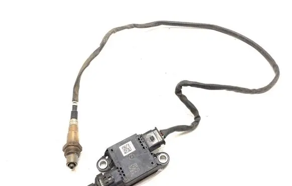 BMW 5 G30 G31 G38 Lambda probe sensor 8582026