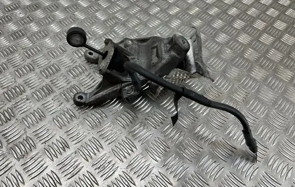 Audi A4 S4 B9 Engine mounting bracket 4M0199308AD